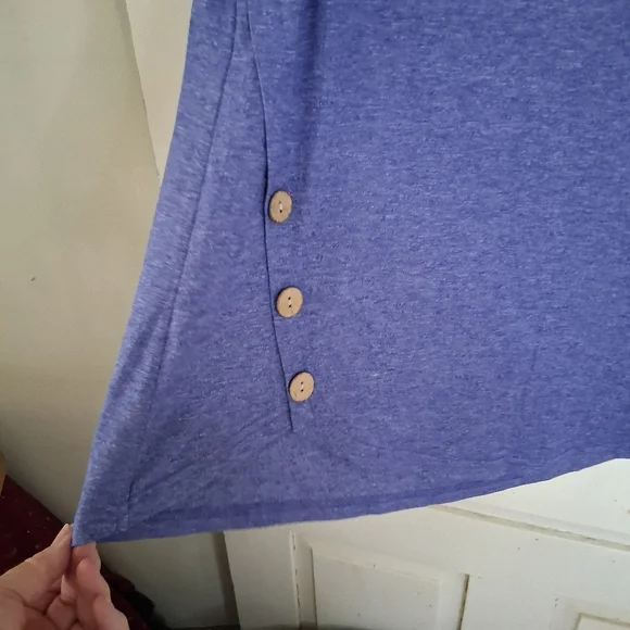 Quinee Women's Blue Nursing Breastfeeding Top with Button Detail - Picture 6 of 12